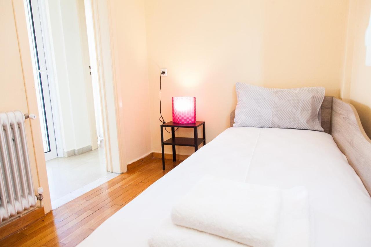 Bright Apt. With Lovely View In Lycabettus! Apartment Athens Exterior photo